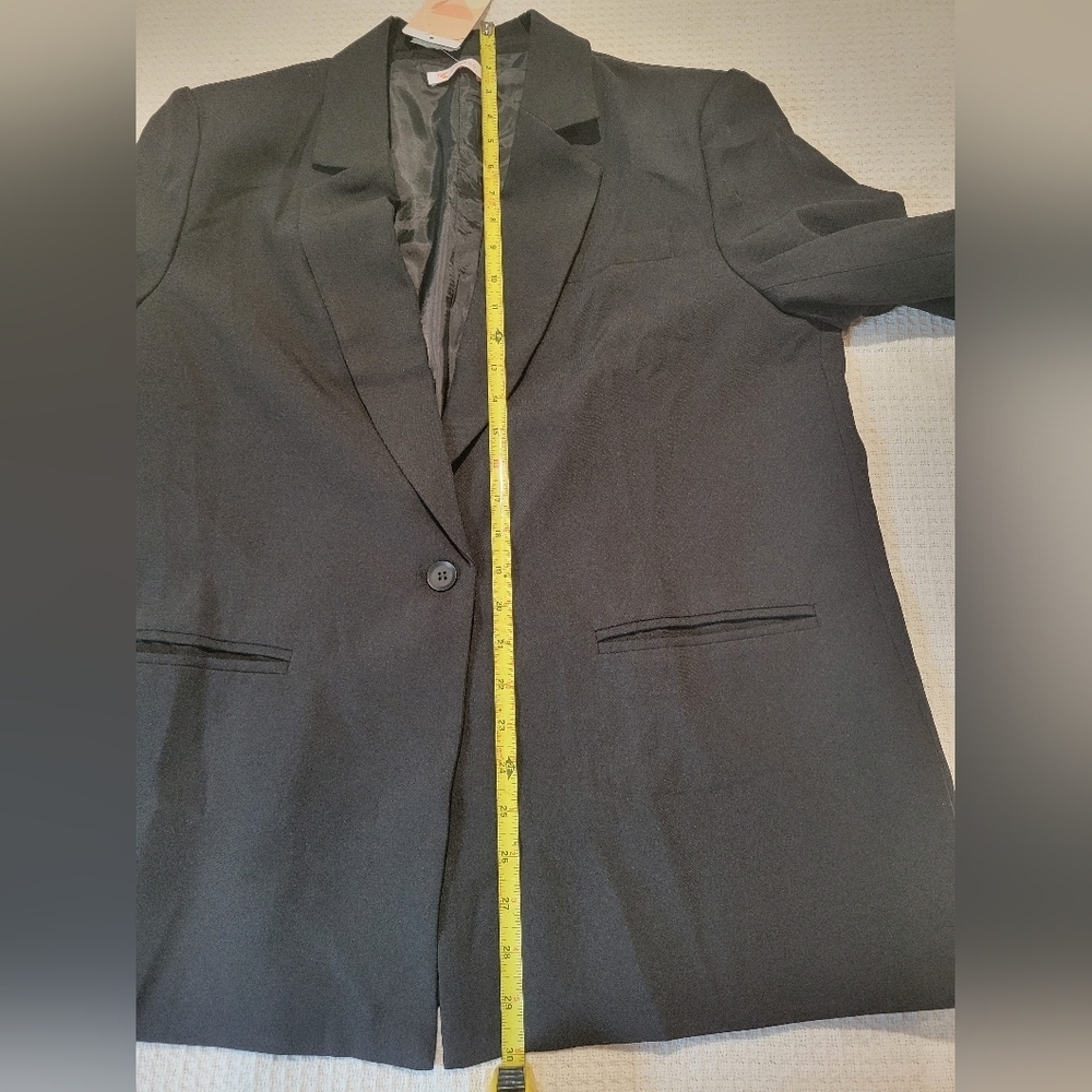 Kirundo Women's Black Blazer - Picture 8 of 12